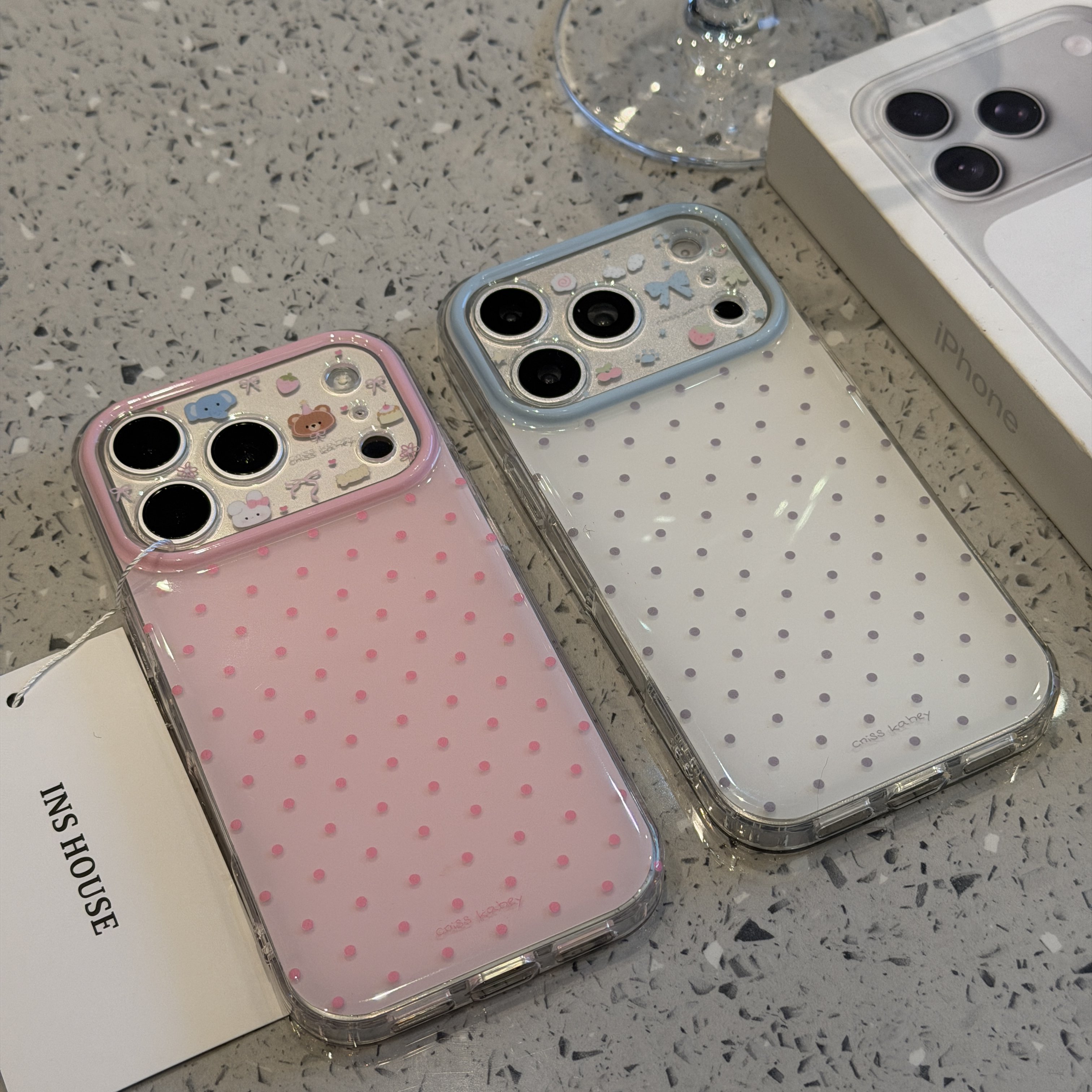 小众ins简约满屏波点小熊小兔适用于iphone17promax苹果16p手机壳唯美小清新创意防摔保护壳,3C数码配件,手机保护套/壳,淘宝优惠券,粉丝福利购,淘宝优惠卷