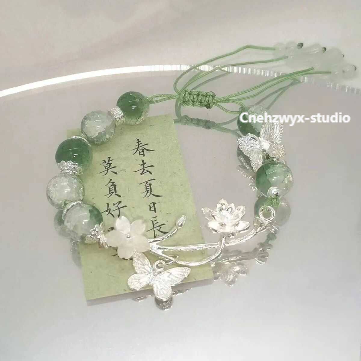 新中式古风蝴蝶手链复古清冷小众设计感饰品半镯串珠文化创意手环