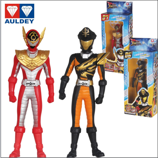 奥迪双钻巨神战击队人偶雾战卫534016超星战卫534017手办可动玩偶