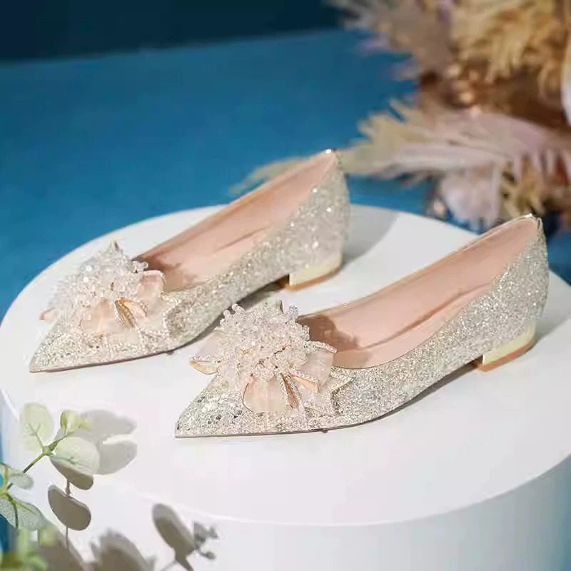 高级感订婚鞋女孕妇平底新娘鞋