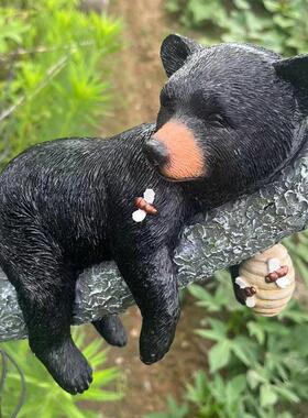 跨境动物装饰品摆件黑熊抱树树叉熊雕像庭院户外装饰真花园挂件