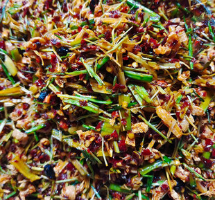 湖南桂东蒜油郴州特产蒜丝蒜油500克下饭菜一斤干菜蒜油干