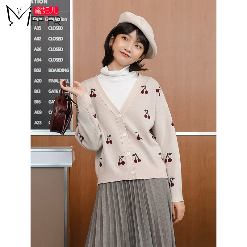蜜妃儿樱桃刺绣开衫毛衣外套女2020秋季外穿百搭chic少女针织衫