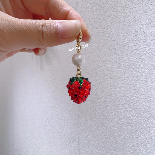 mumu手作饰品草莓拉链扣收纳包挂链保色镀金14k水钻毛球冬季