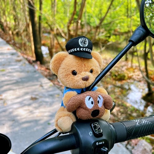 【防盗款】警察小熊电动车装饰品