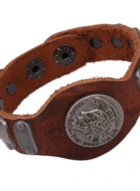 跨境饰品厂家直供复古朋克风牛皮手链个性潮流男士手环欧美配饰