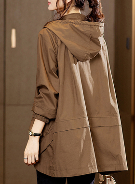 大码宽松洋气连帽外套女春秋2025秋装新款妈妈休闲时尚中长款风衣