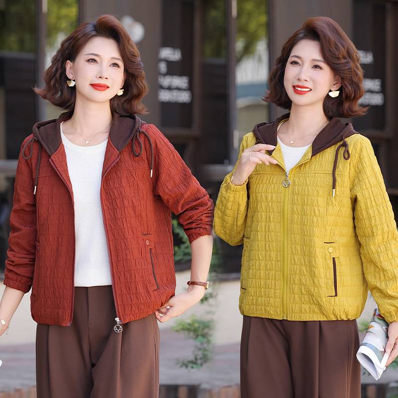官方正品妈妈秋装卫衣外套2026新款中老年人女装时尚显年轻上衣连
