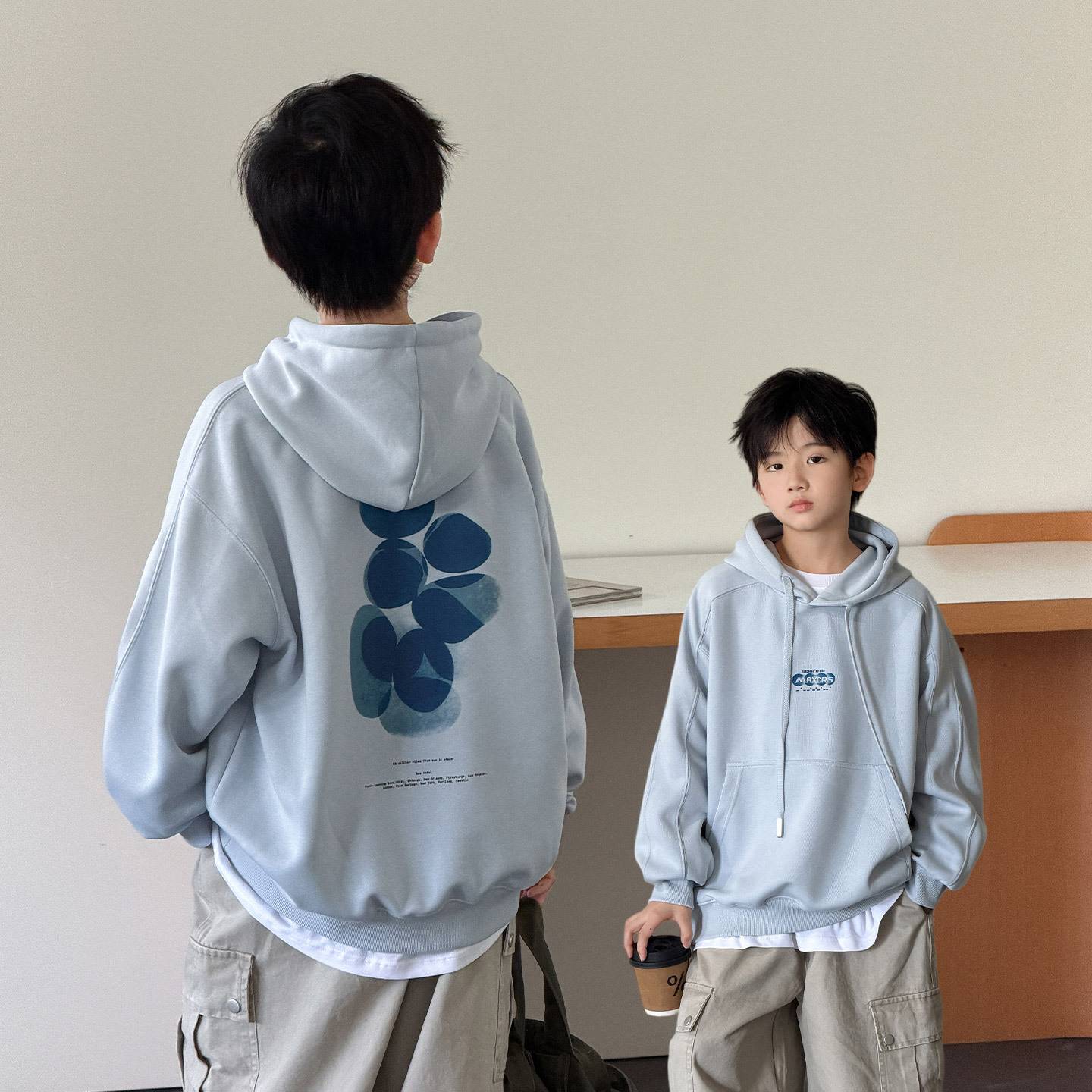 官方正品男童卫衣春秋款2026新款儿童装秋装连帽上衣秋季中大童男