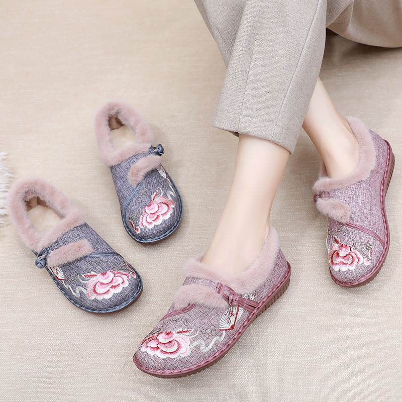 冬季保暖绣花复古妈妈棉鞋