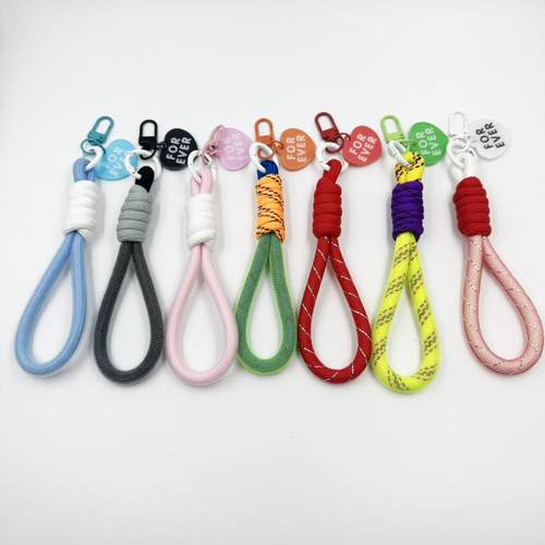 装饰品挂饰新款高级系包挂件男女感配件爱心背包编绳miu皮质成品