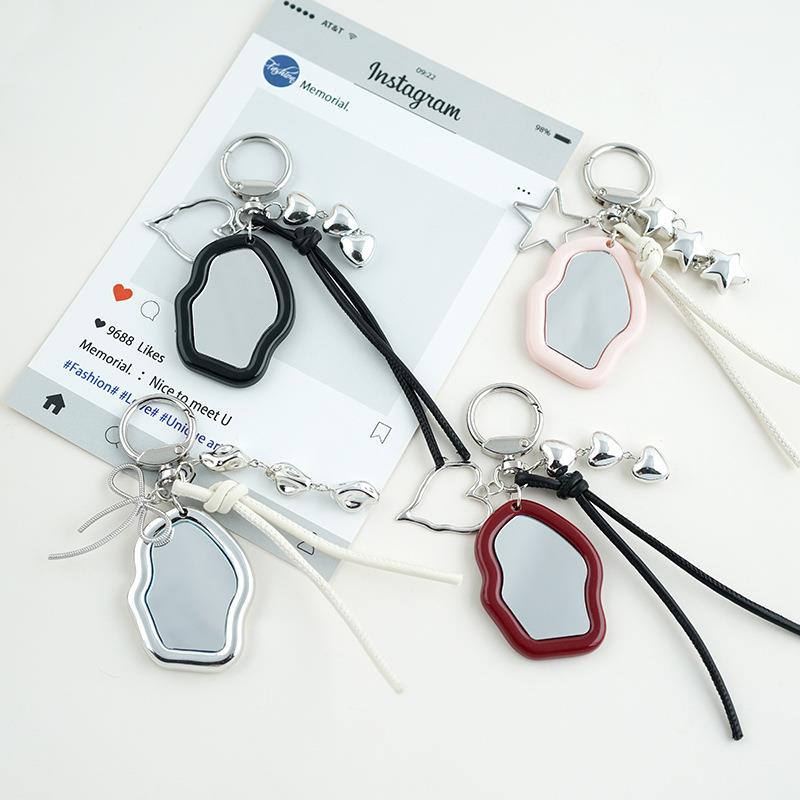 创意新款树脂挂绳镜子小爱心汽车钥匙扣挂件编织绳包包装饰扣