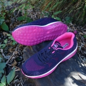 官网同步 避震轻盈防滑轻便健身 跑鞋 欧洲外贸原单宽楦女款 气垫鞋