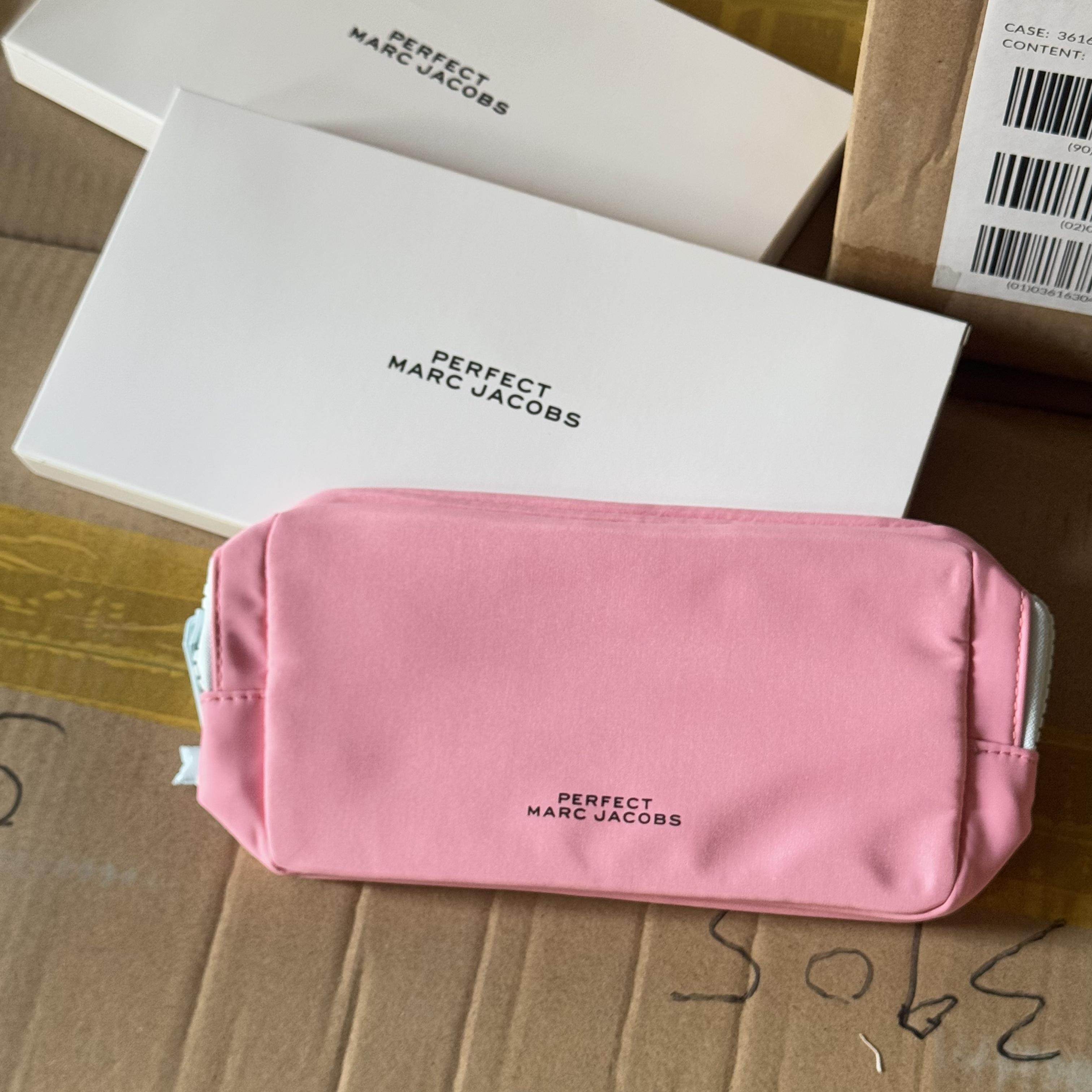 柜台礼福利莫杰玩美小姐节日化妆首饰收纳包粉色1个旅行装方便