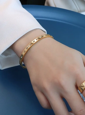 新款搭数字镶钻窄版手环首饰手镯