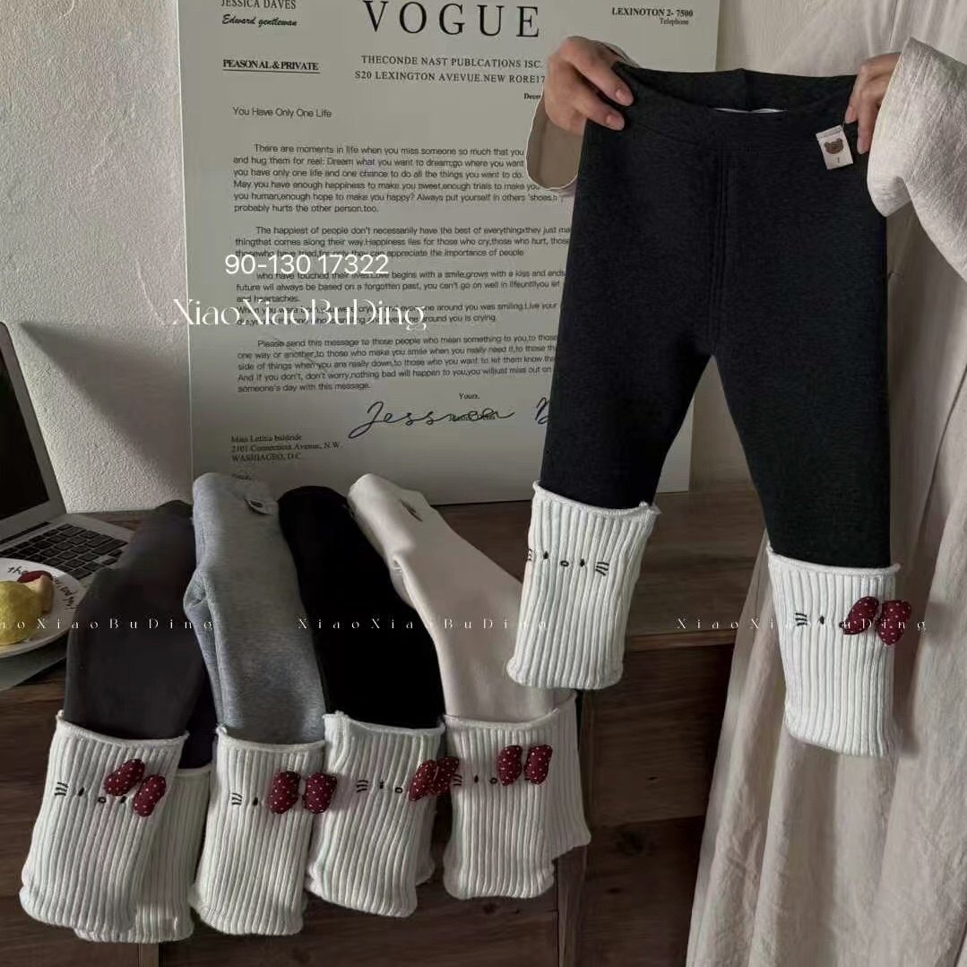 小小布丁女童冬可爱kt猫950克加厚一体绒打底裤一条过冬不掉档