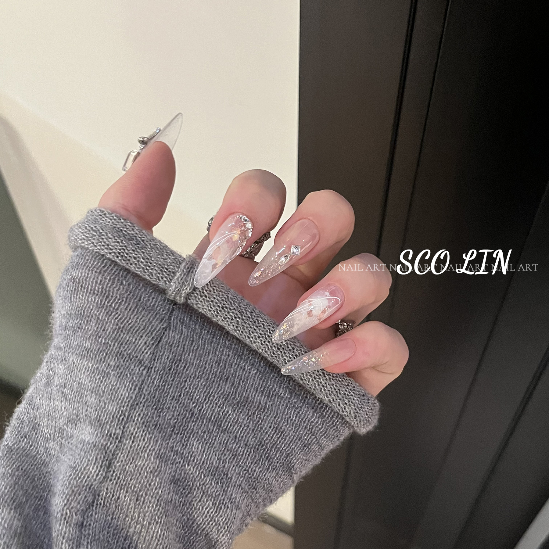 闪底渐变蝴蝶施华洛手工定制美甲