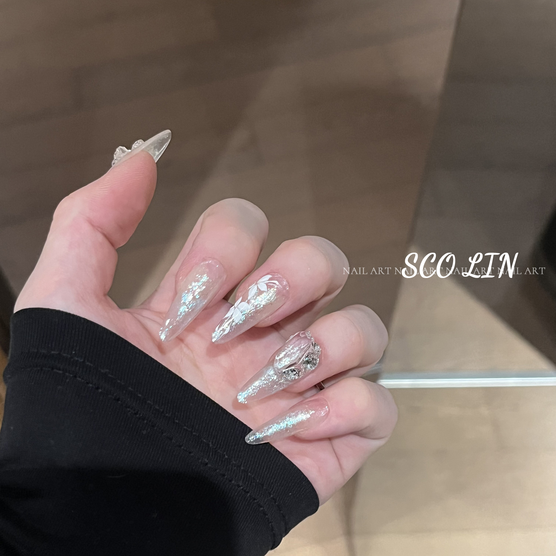 冰透布灵冰花长尖圆定制穿戴甲