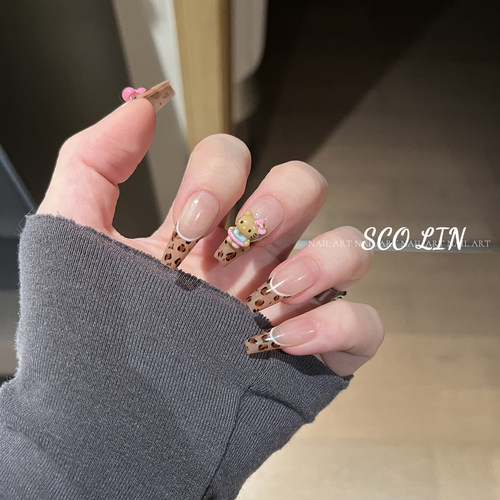 豹纹法式线条中梯定制穿戴甲