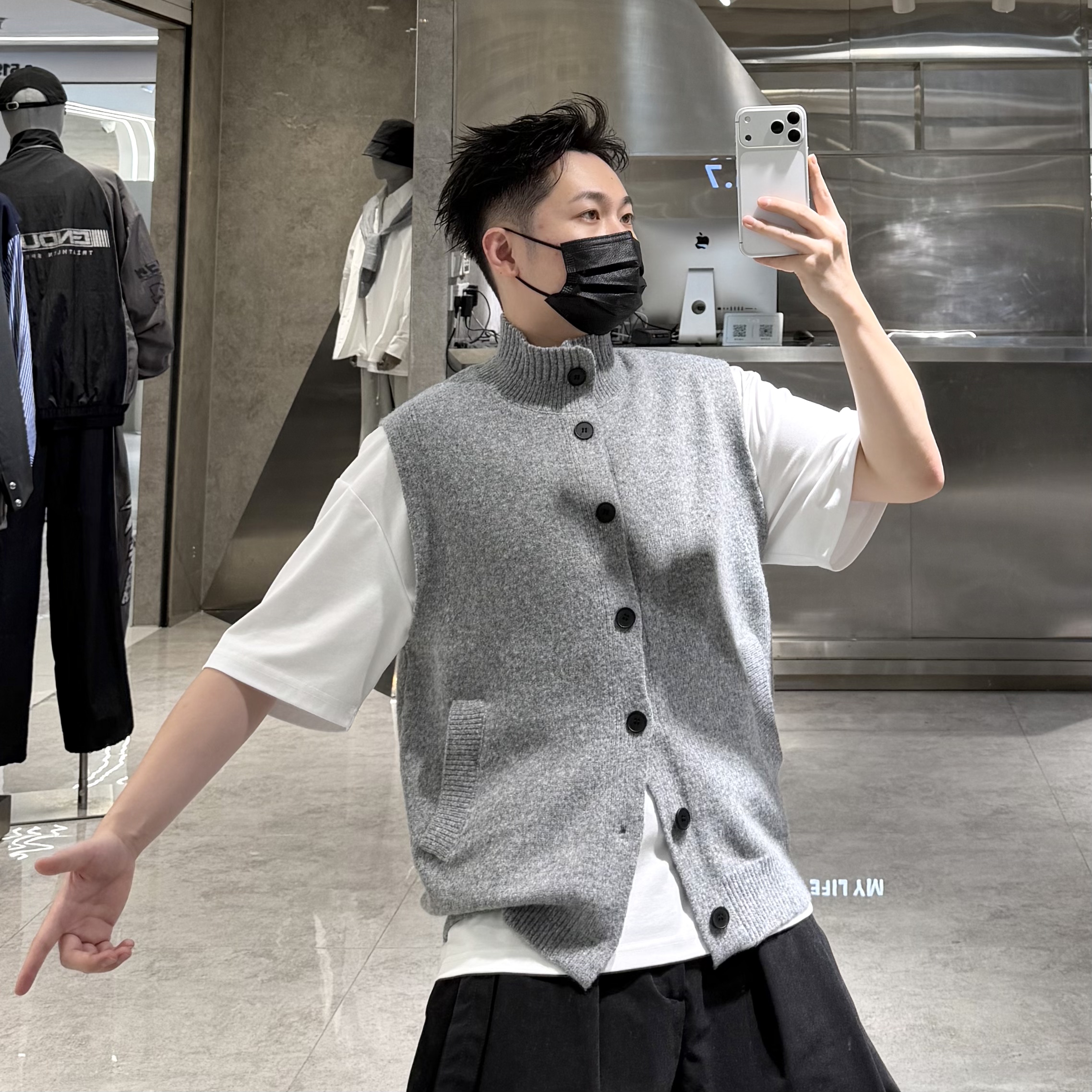 潮牌秋冬无袖针织马甲男韩版纯色简约宽松青年帅气羊毛背心内搭潮