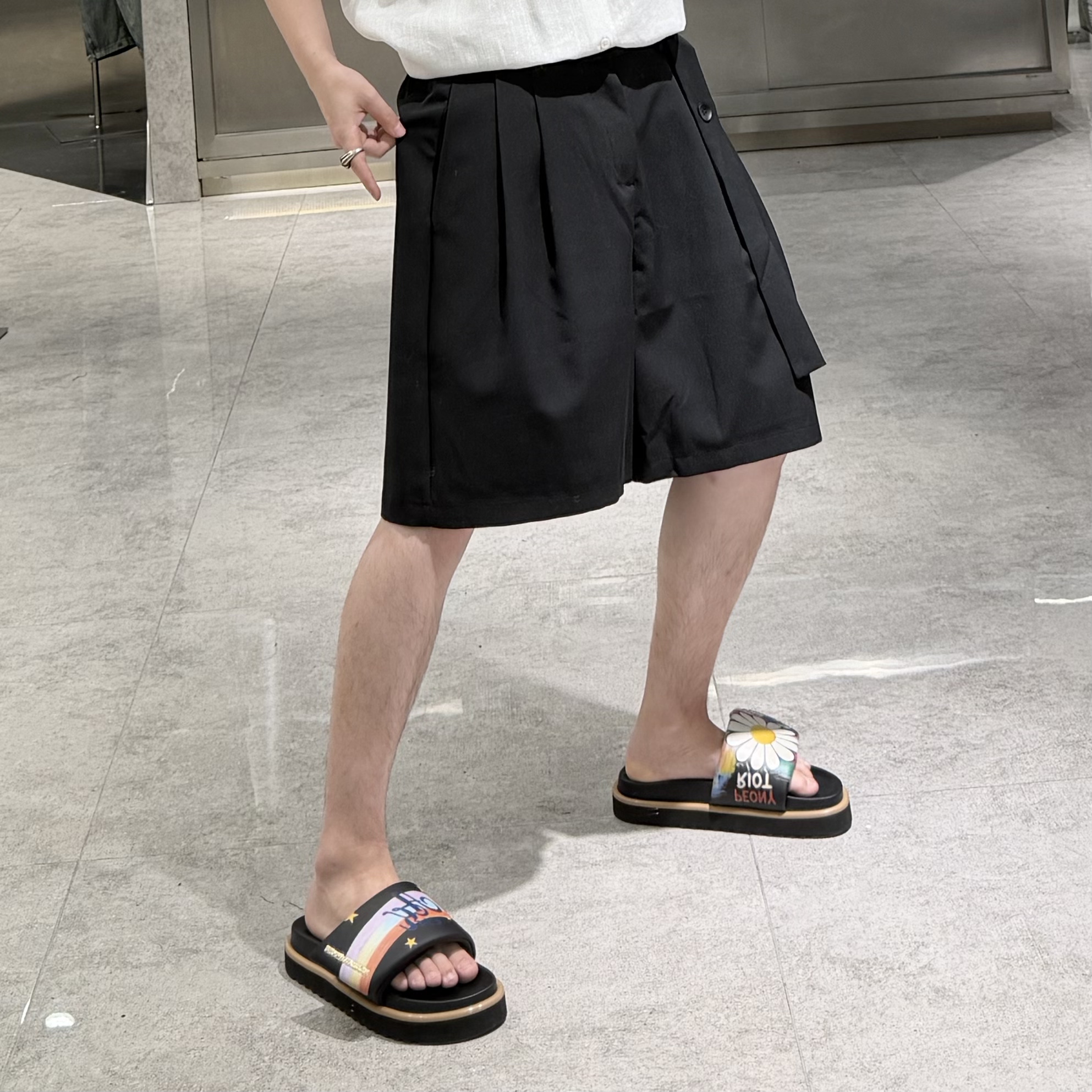 潮牌夏季直筒短裤男ins韩版纯色结构拼接飘带挂件宽松青年五分裤