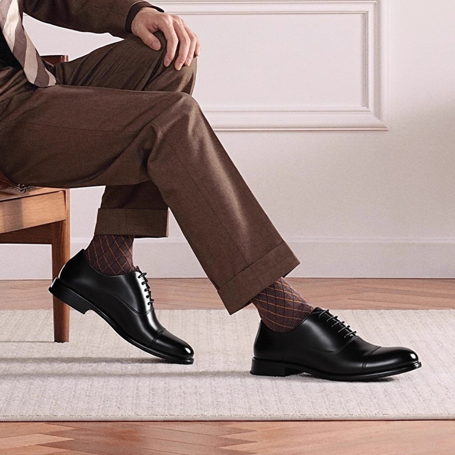 三接头牛津款商务手工皮鞋潮流