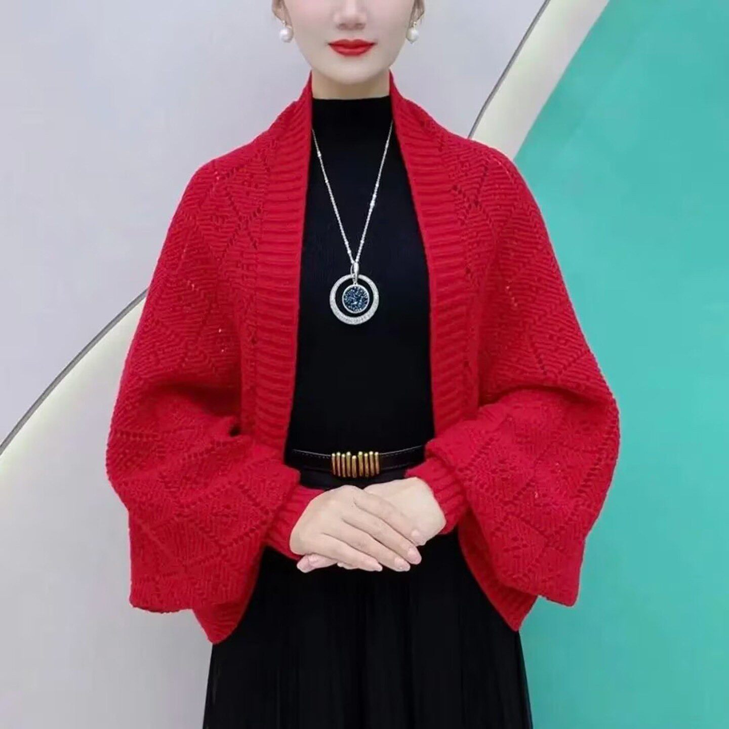 芸菲汇服饰甄选店菱格针织披肩2026秋冬女士气质开衫百搭减龄斗a9