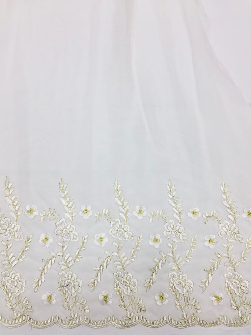 新品上架优雅高贵金线重工骨线刺绣采用高密度欧根纱底布平整简洁