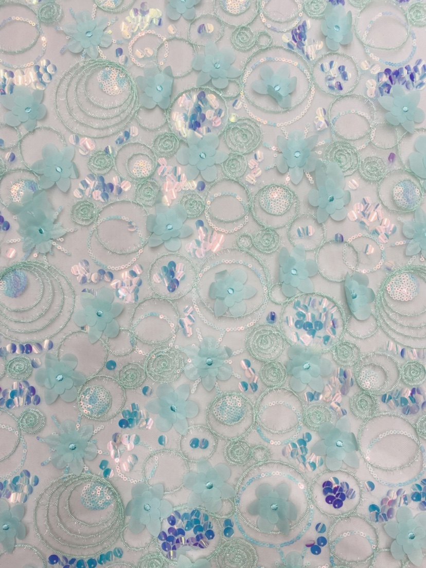 新品上架甜美童话世界般的花卉图案刺绣蕾丝多款色彩斑斓可供选择