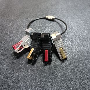 核心x1x2x79x97通用联名钥匙扣挂件开关缩小比例