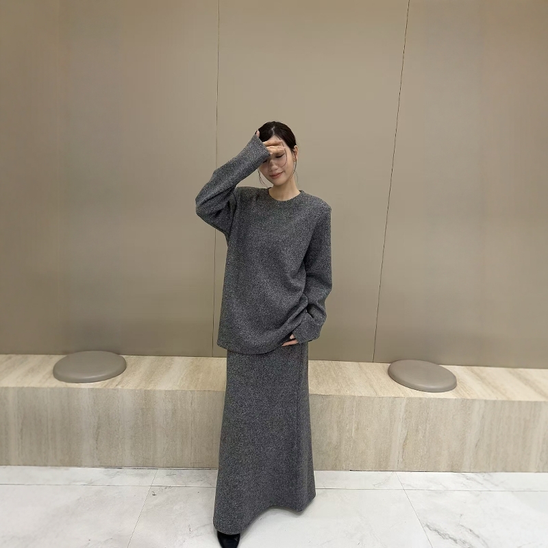 摩登197针织羊毛上衣半裙两件套