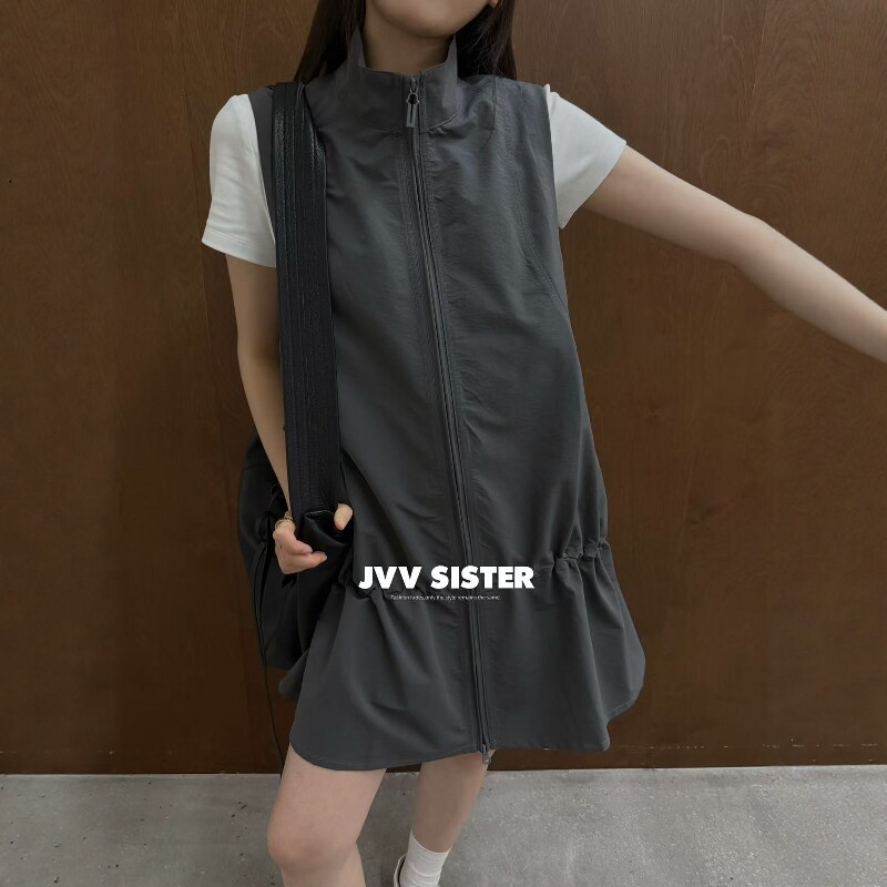JVV SISTER立领拉链无袖工装连衣裙女2026夏季新款显瘦抽绳背心裙 - 实物图