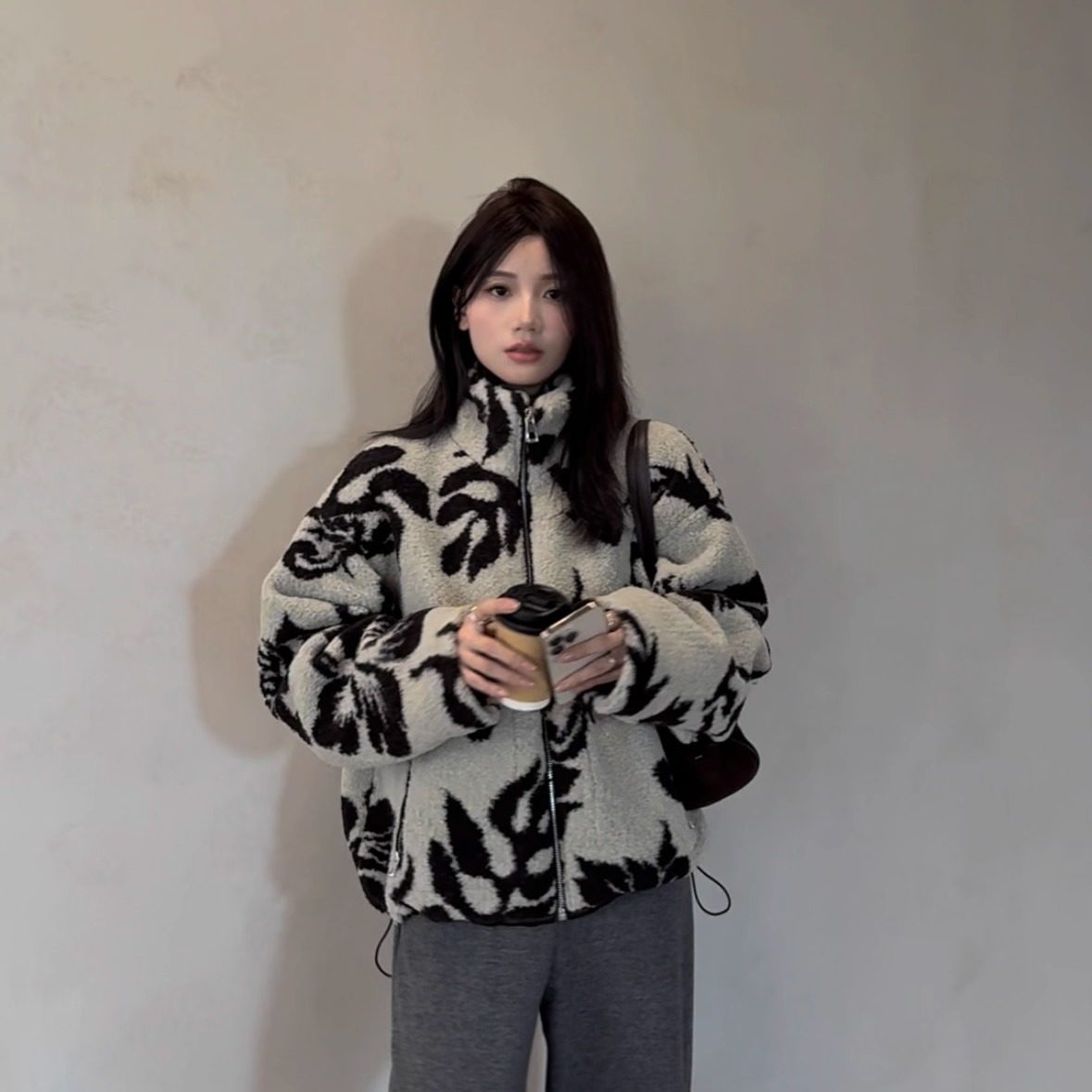 摩登197复古印花羊羔毛外套女2025冬季新款加厚保暖立领上衣 H176,女装/女士精品,短外套,淘宝优惠券,粉丝福利购,淘宝优惠卷
