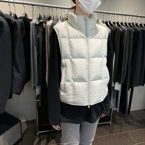 JVV立领短款95白鸭绒羽绒马甲女