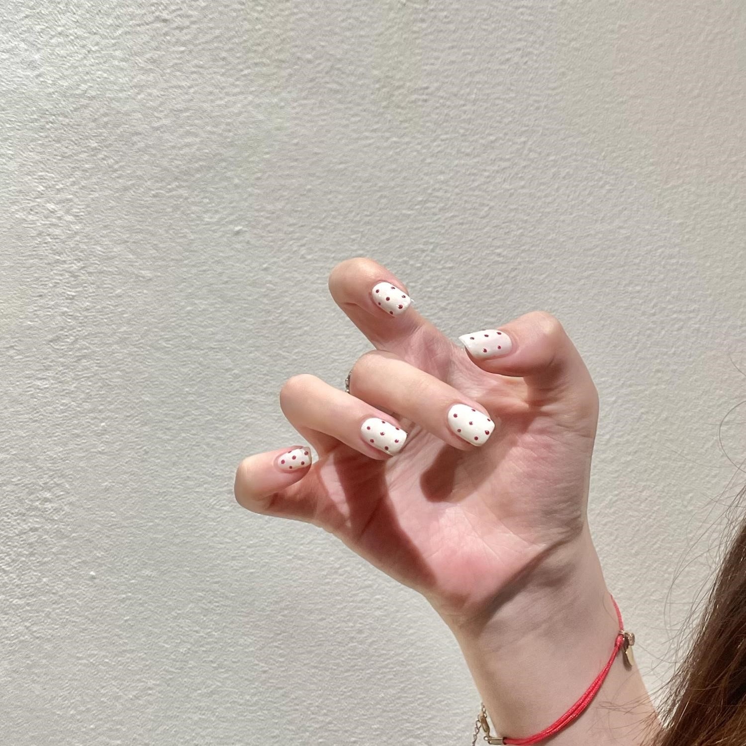 手工定制甲片拆卸持久光疗穿戴假指甲贴显白明媚红色系波点美甲贴