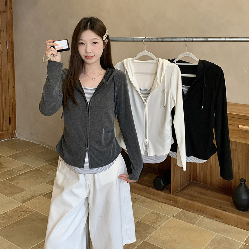 哺乳装外出秋冬大码双拉链条纹连帽长袖假两件产后辣妈款喂奶上衣