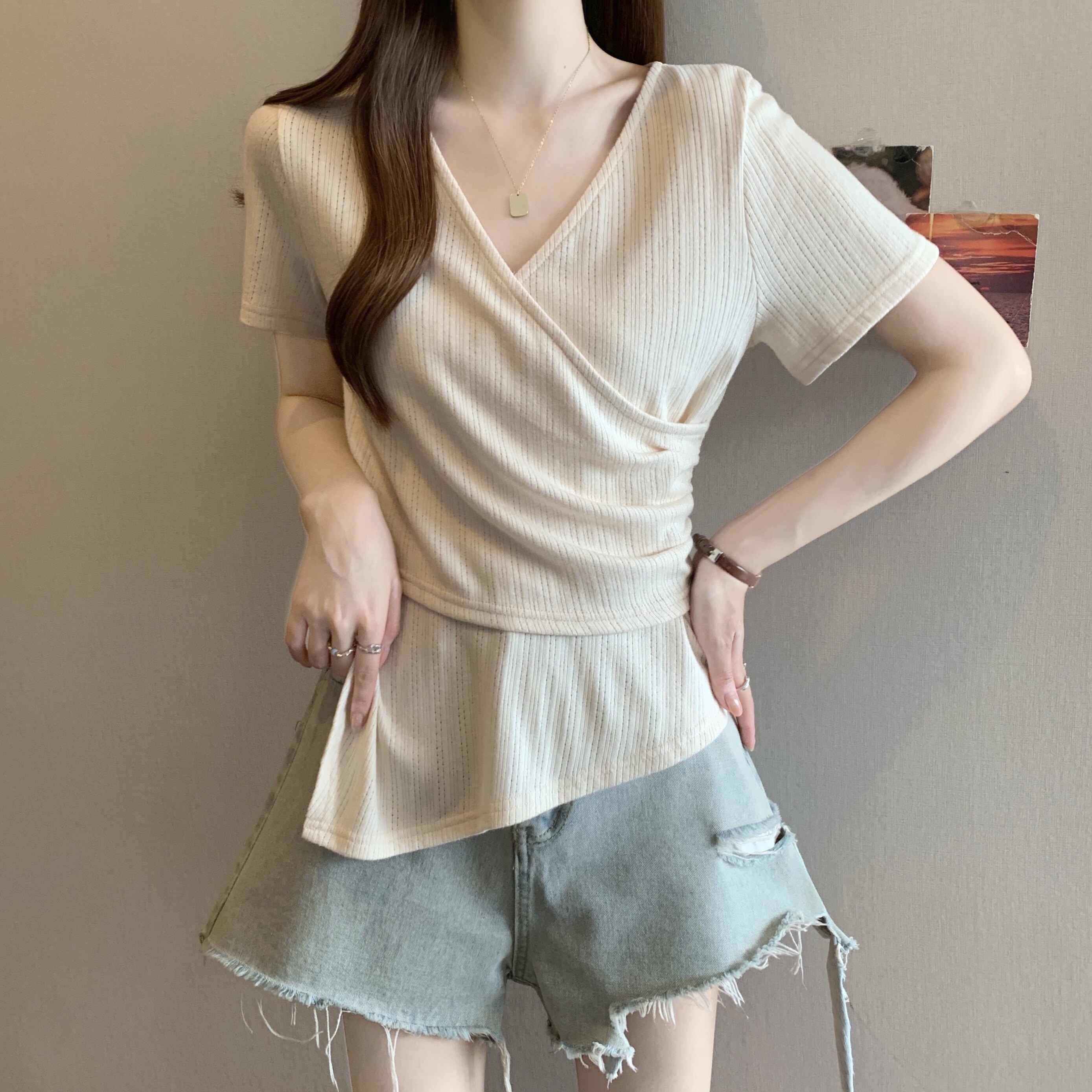 交叉v领哺乳上衣夏季大码不规则短袖T恤产后辣妈款外出显瘦喂奶服