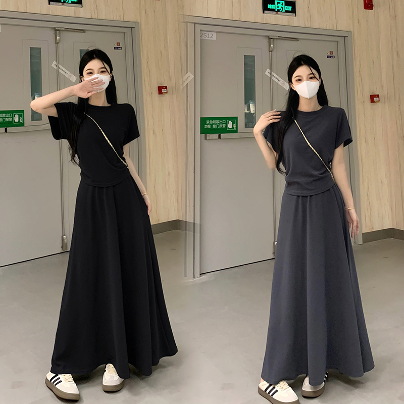穿搭一整套哺乳装外出大码韩版短袖上衣半身裙显瘦辣妈喂奶期套装