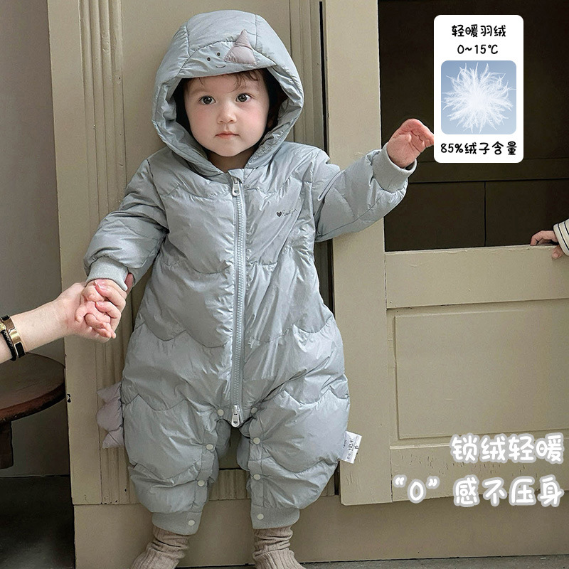 三折撤柜宝宝哈衣2025冬款女童羽绒连体衣婴幼儿连帽外出服白鸭绒