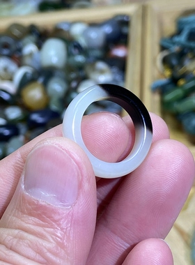 和田玉戒指卡16俄料黑白分明戒圈玉环古风跑环文玩珠串挂饰跑圈