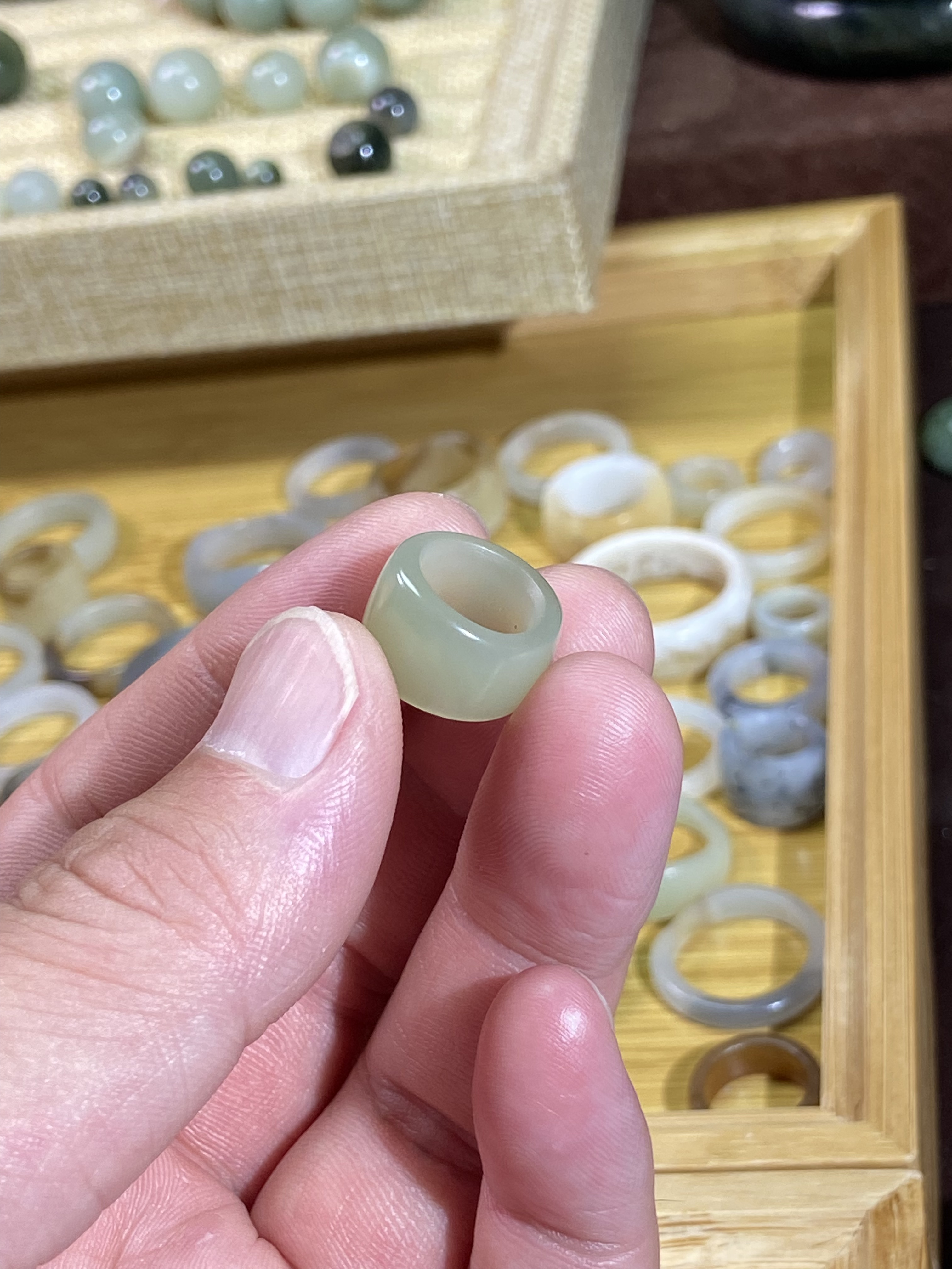 和田玉晴水色卡10随型跑环古风玉环文玩珠串跑圈项链锁骨链挂饰