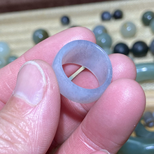 和田玉籽料戒指白底青花宽版随型满皮戒圈复古风手串手链跑环玉环