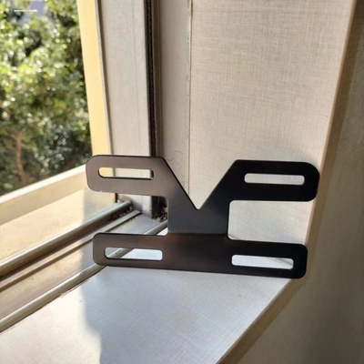 电动车通用尾灯车牌架后尾牌照支架电瓶车金属小牛雅迪车牌挂支架