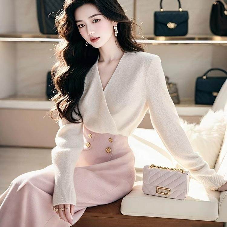 2024冬季搭配一整套独特绝美女装小香风白色针织毛衣半身裙子套装,女装/女士精品,时尚套装,淘宝优惠券,粉丝福利购,淘宝优惠卷