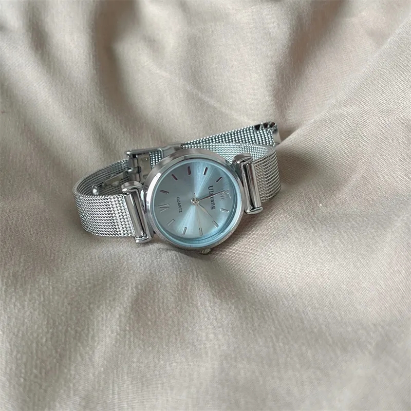 手表女款海蓝色少女学生初高中ins风时尚小表盘高级感电子高颜值