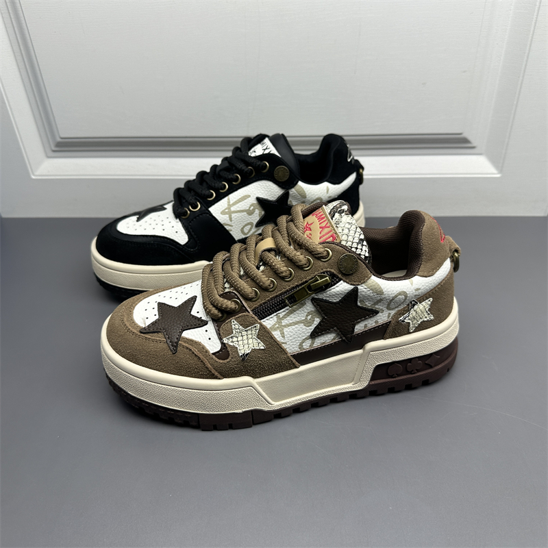 款厚底百搭防滑耐磨休闲板鞋潮款