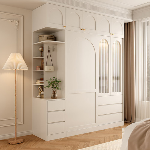 依雪奶油风推拉门衣柜实木定制柜