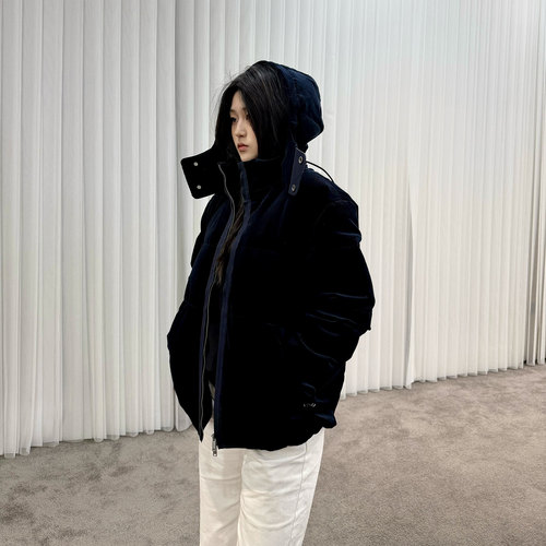 SEASONMARK藏青厚款连帽羽绒服