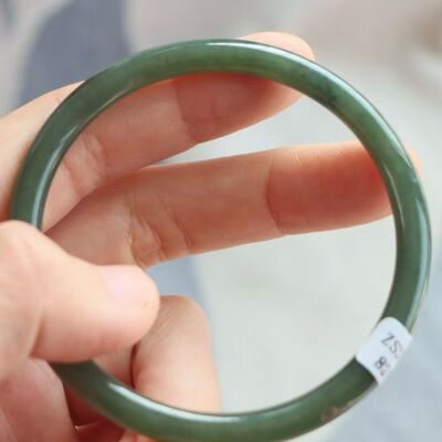 保真天然和田玉手镯58圈口证书号1282453蓝青糖色 新疆且末料圆条