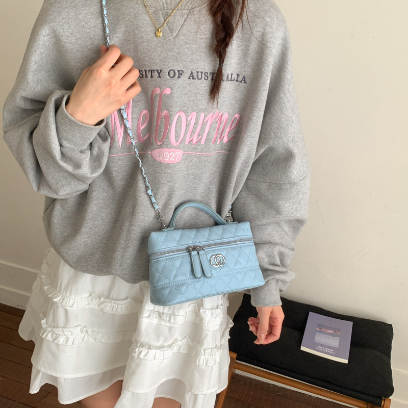 精致超火包包女2026春夏季新款百搭链条斜挎包菱格绣线手提小方包,箱包皮具/热销女包/男包,通用款女包,淘宝优惠券,粉丝福利购,淘宝优惠卷